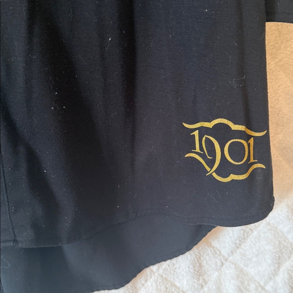 1901 Disney Club Black Women's V-Neck Top